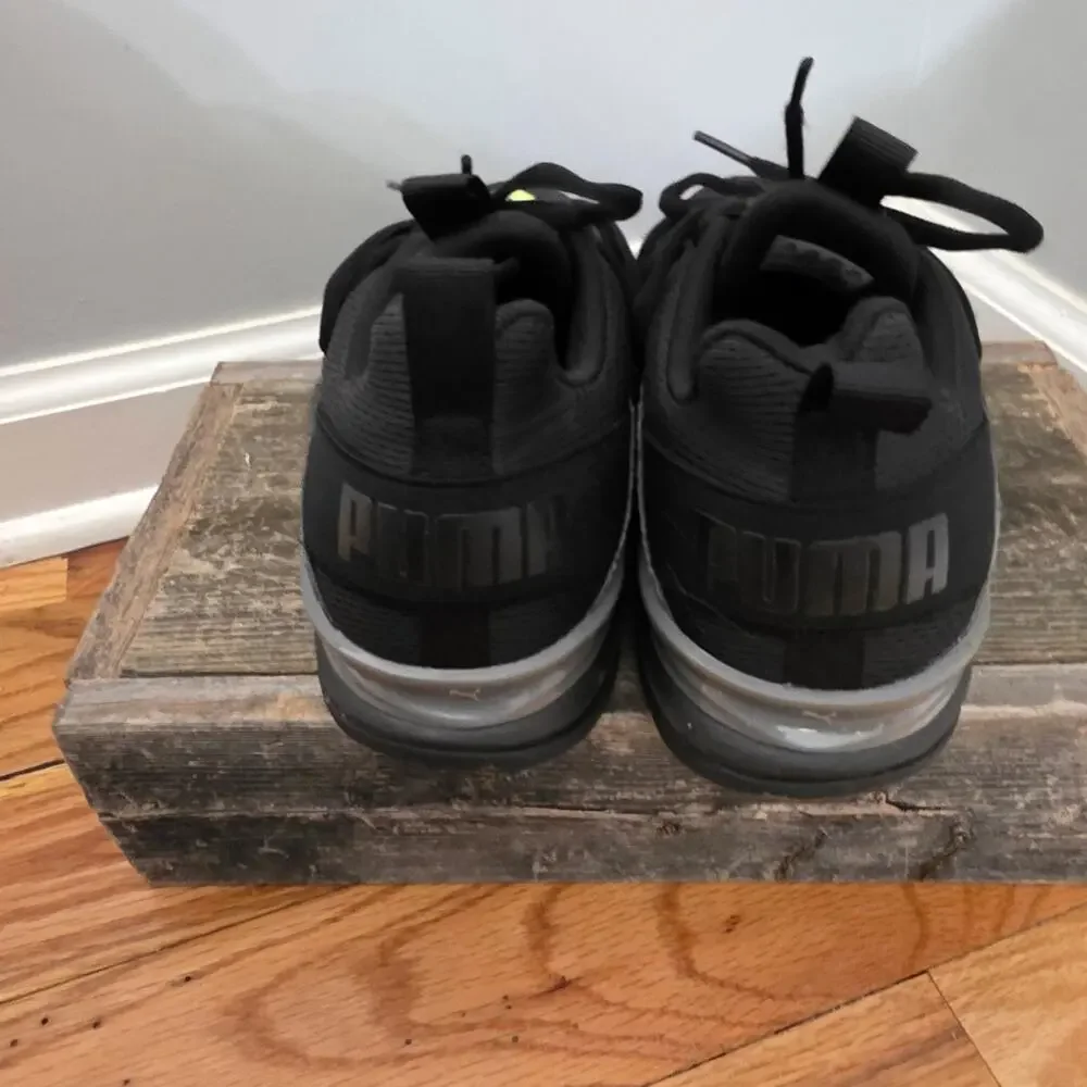 ​Puma Axelion NXT Running Shoes Black Volt Yellow boy's Size 5.5 women 7